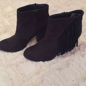 EUC Madden Girl by Steve Madden-fringed boots